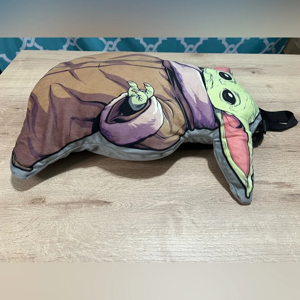 Star Wars: The Mandalorian The Child (Grogu/Baby Yoda) plush backpack